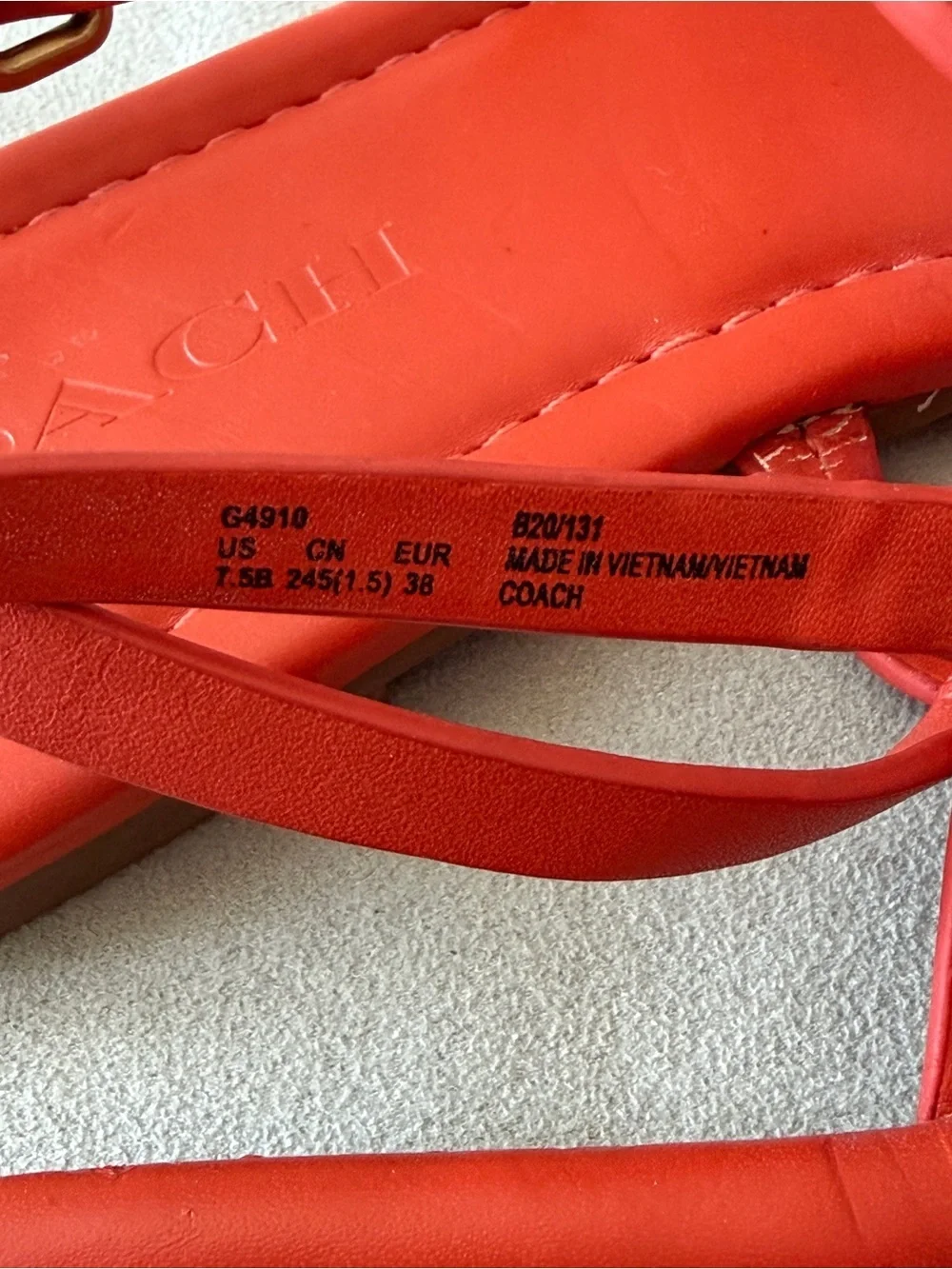 COACH Jeri Logo Thong Orange Sandals Size 7.5B